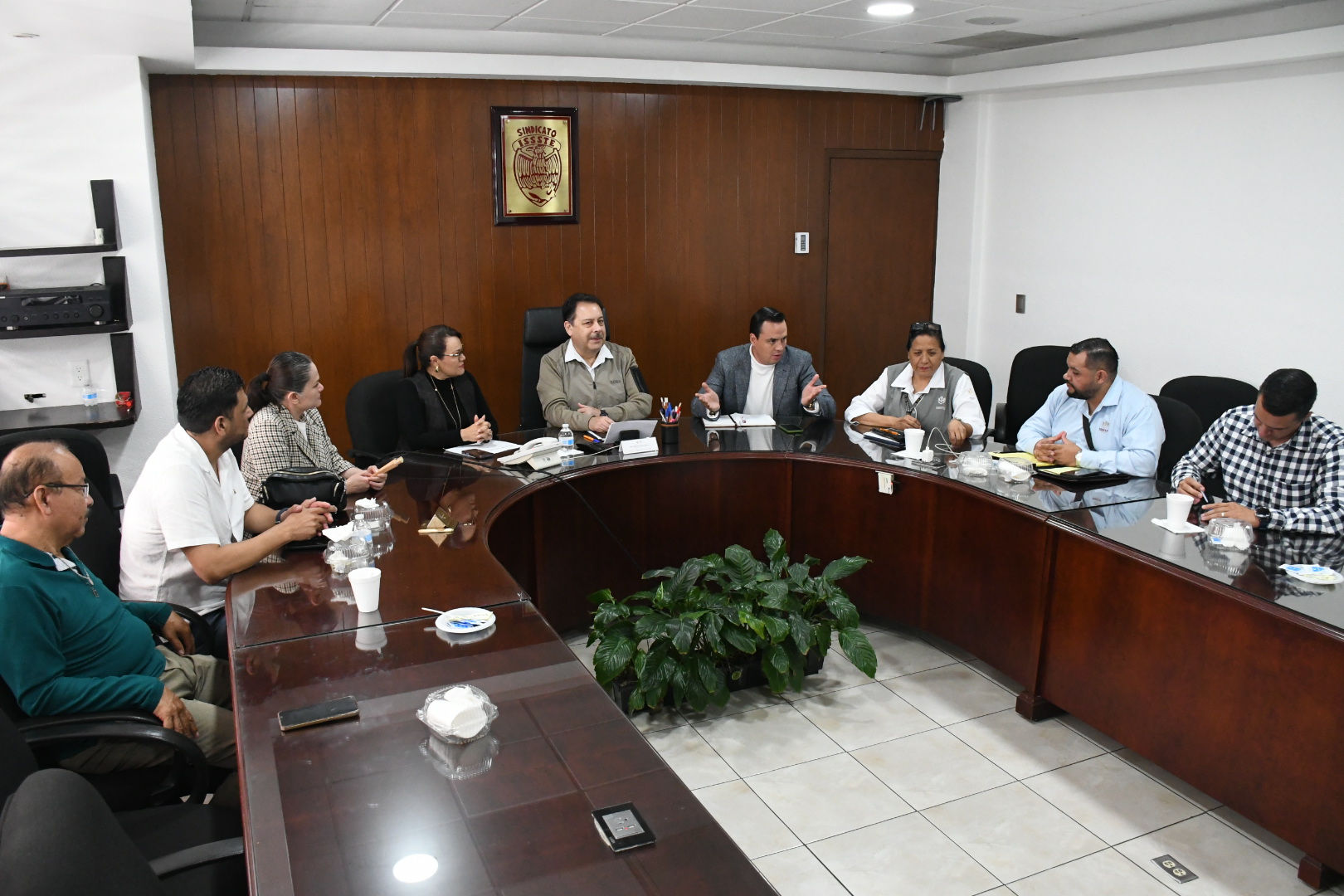 Visita de compañeras y compañeros de Jalisco, Sección XIX 