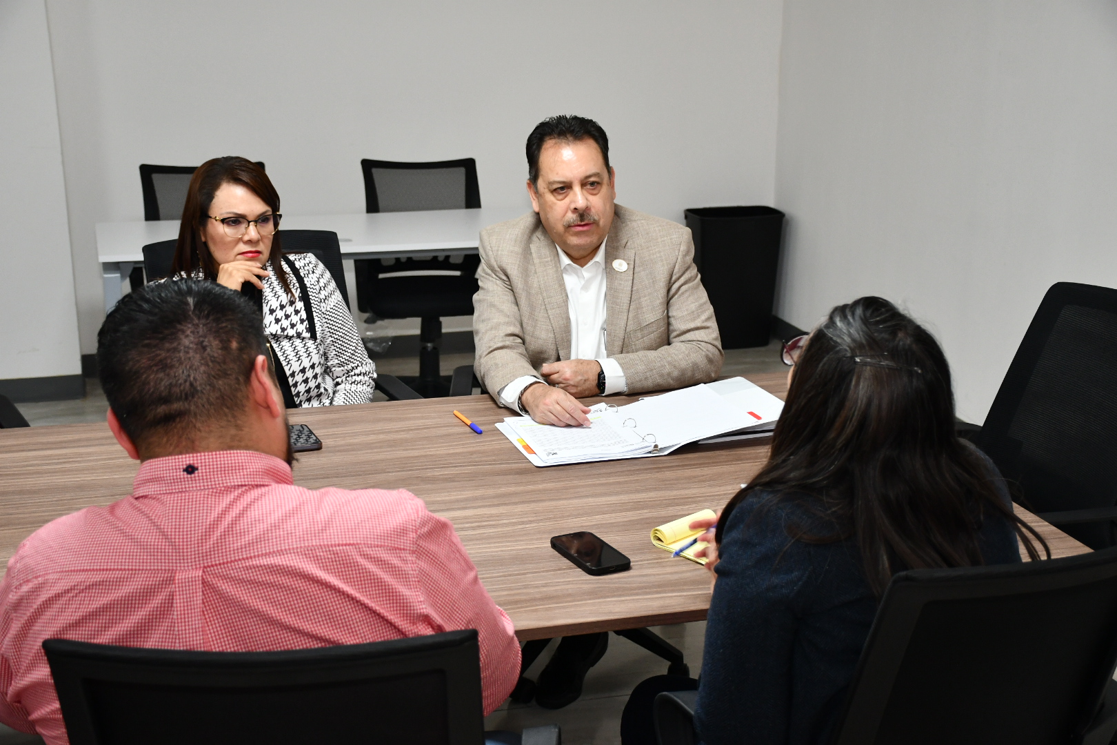 Acuerdo con la Subdirectora de Personal  del ISSSTE 