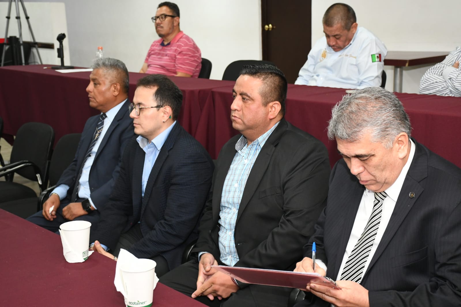 Visita de compañeras y compañeros de la Sección XLII, FOVISSSTE