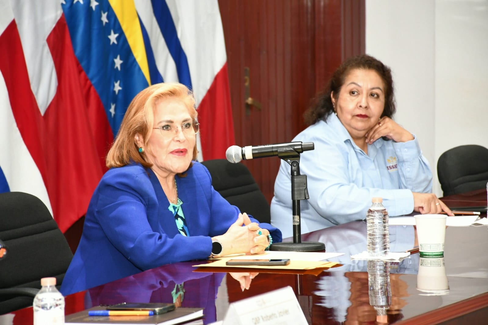 Visita de compañeras y compañeros de la Sección XLII, FOVISSSTE