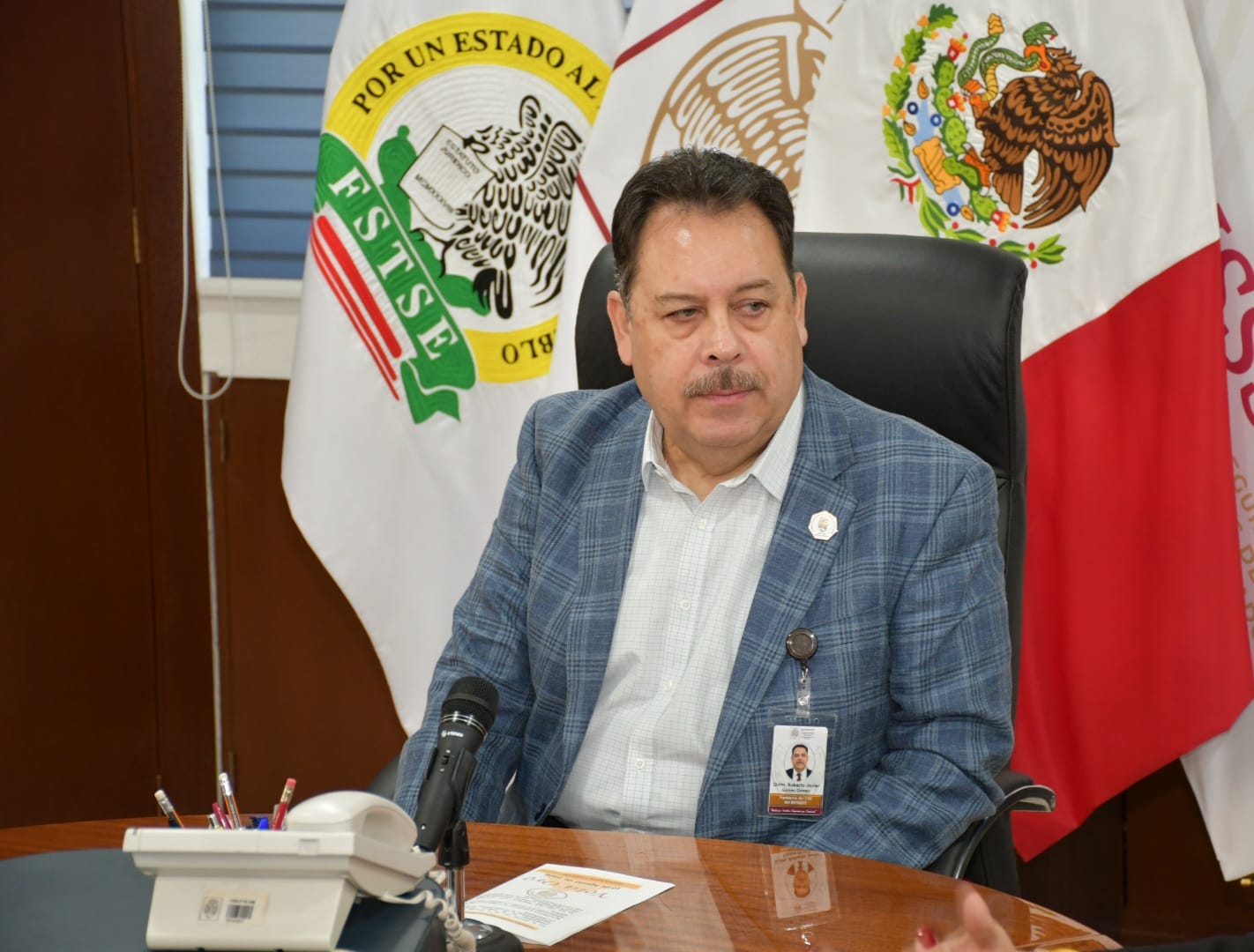Visita de compañeros de la Sección IV, “Clínicas de Especialidad”