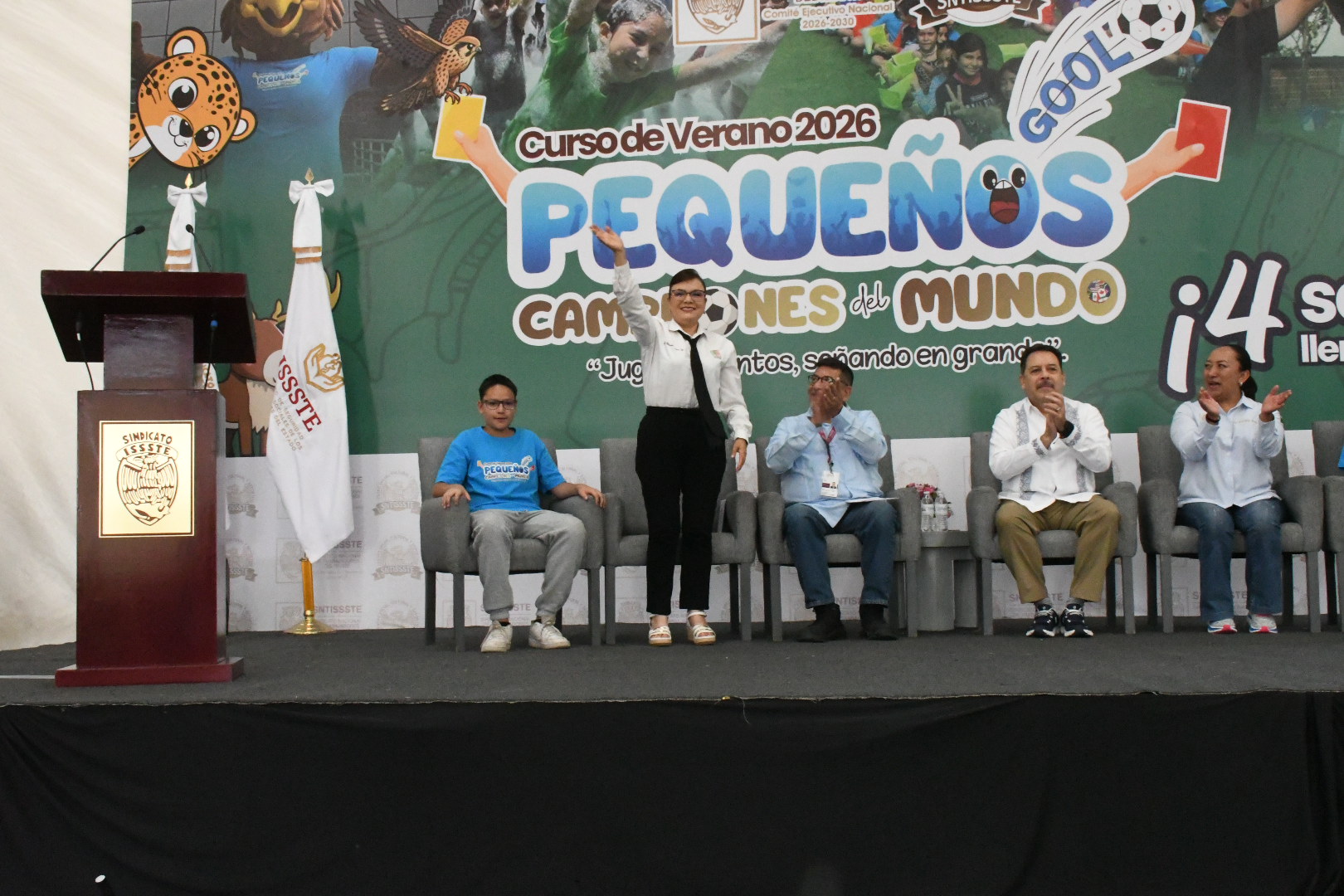 Inauguración Curso de Verano “Pequeños campeones del mundo”
