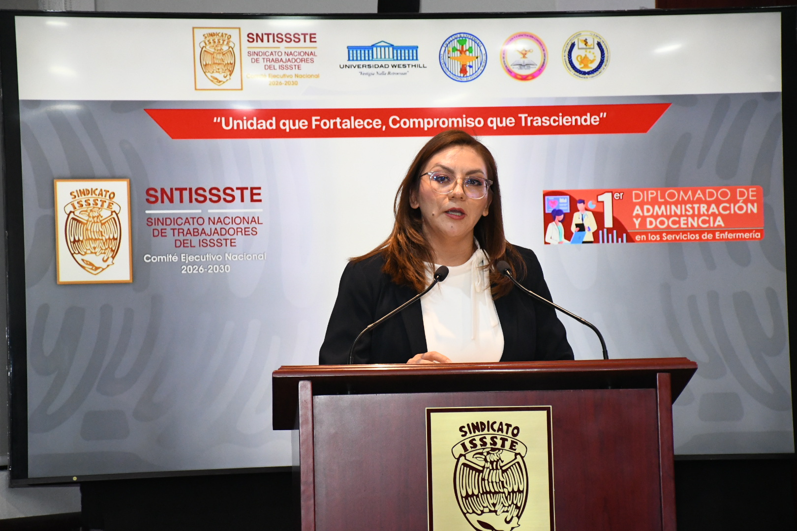 1er Diplomado de “Administración y Docencia en los Servicios de Enfermería”