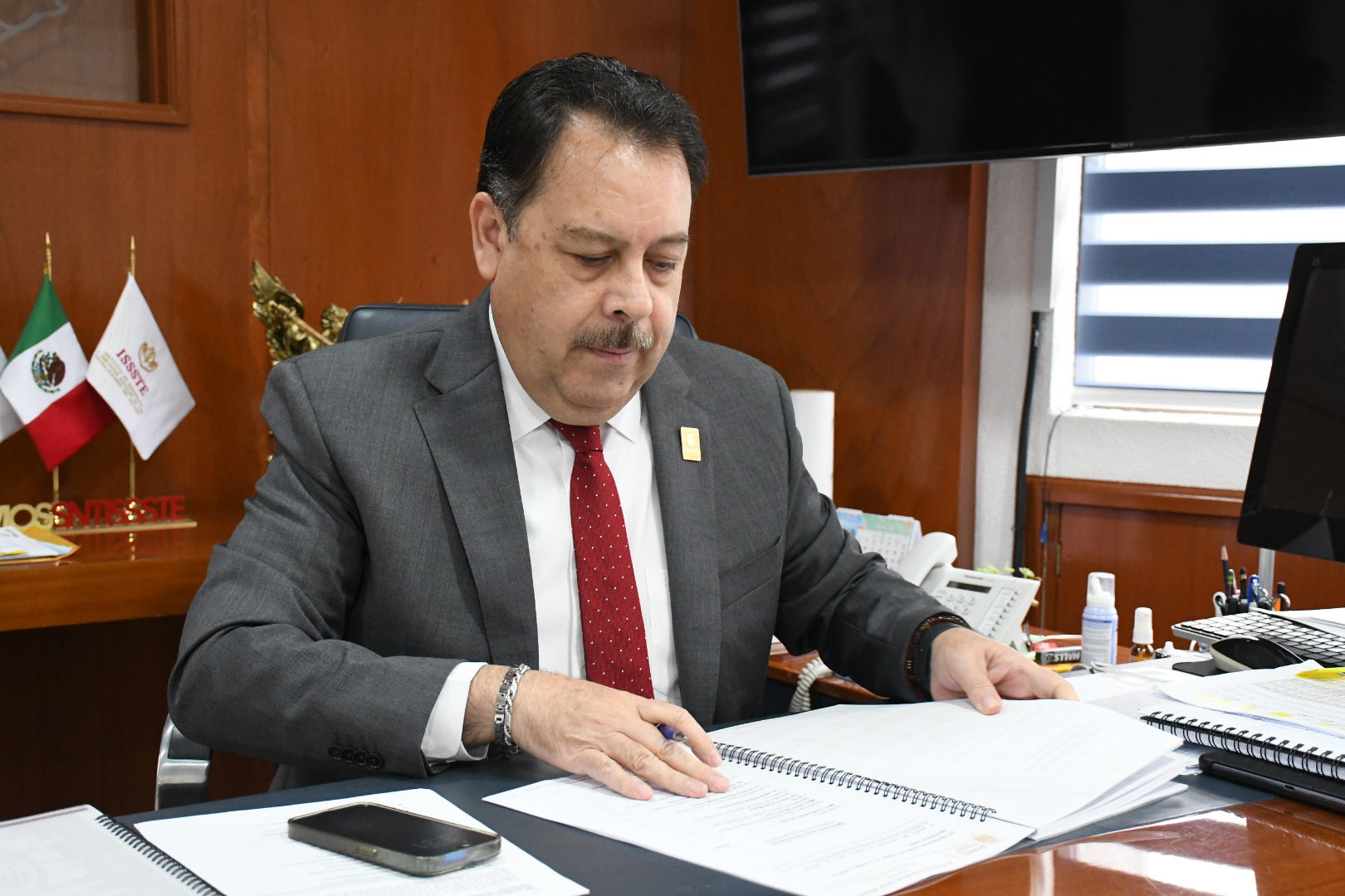 Firma de Solicitudes de afiliación de Compañeras y Compañeros 