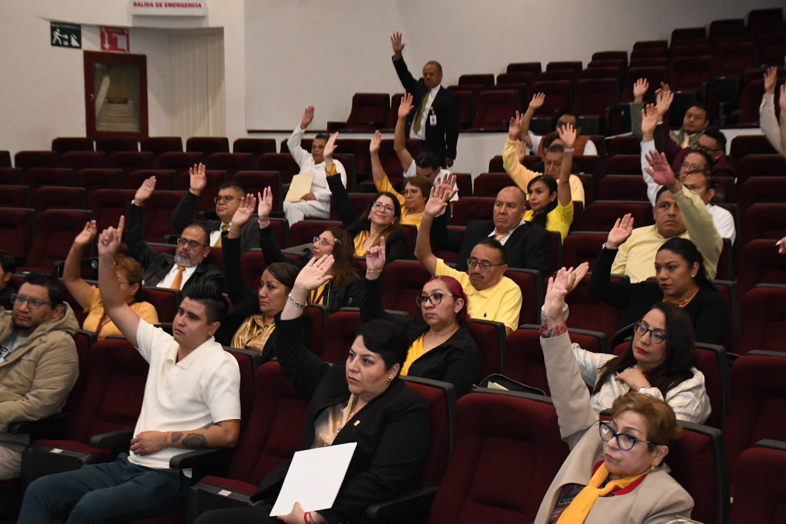XIX Congreso Seccional Ordinario, Sección IV, “Clínicas de Especialidades” 