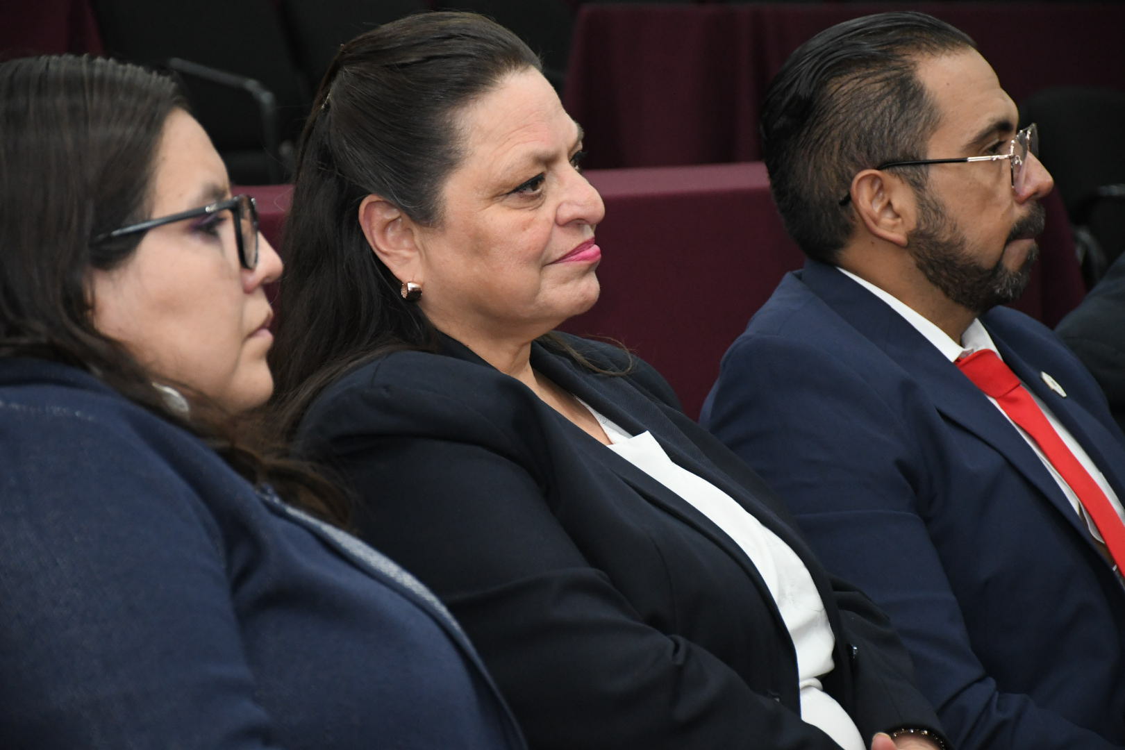 Salutación de la Sección I, Oficinas Centrales