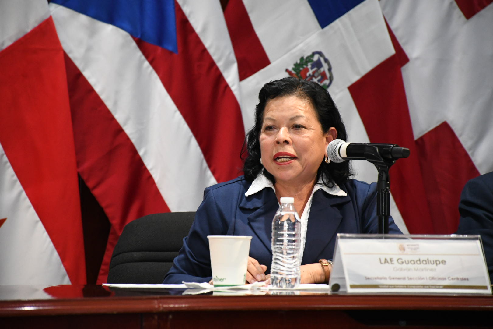 Salutación de la Sección I, Oficinas Centrales