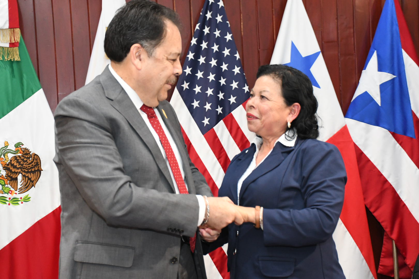 Salutación de la Sección I, Oficinas Centrales
