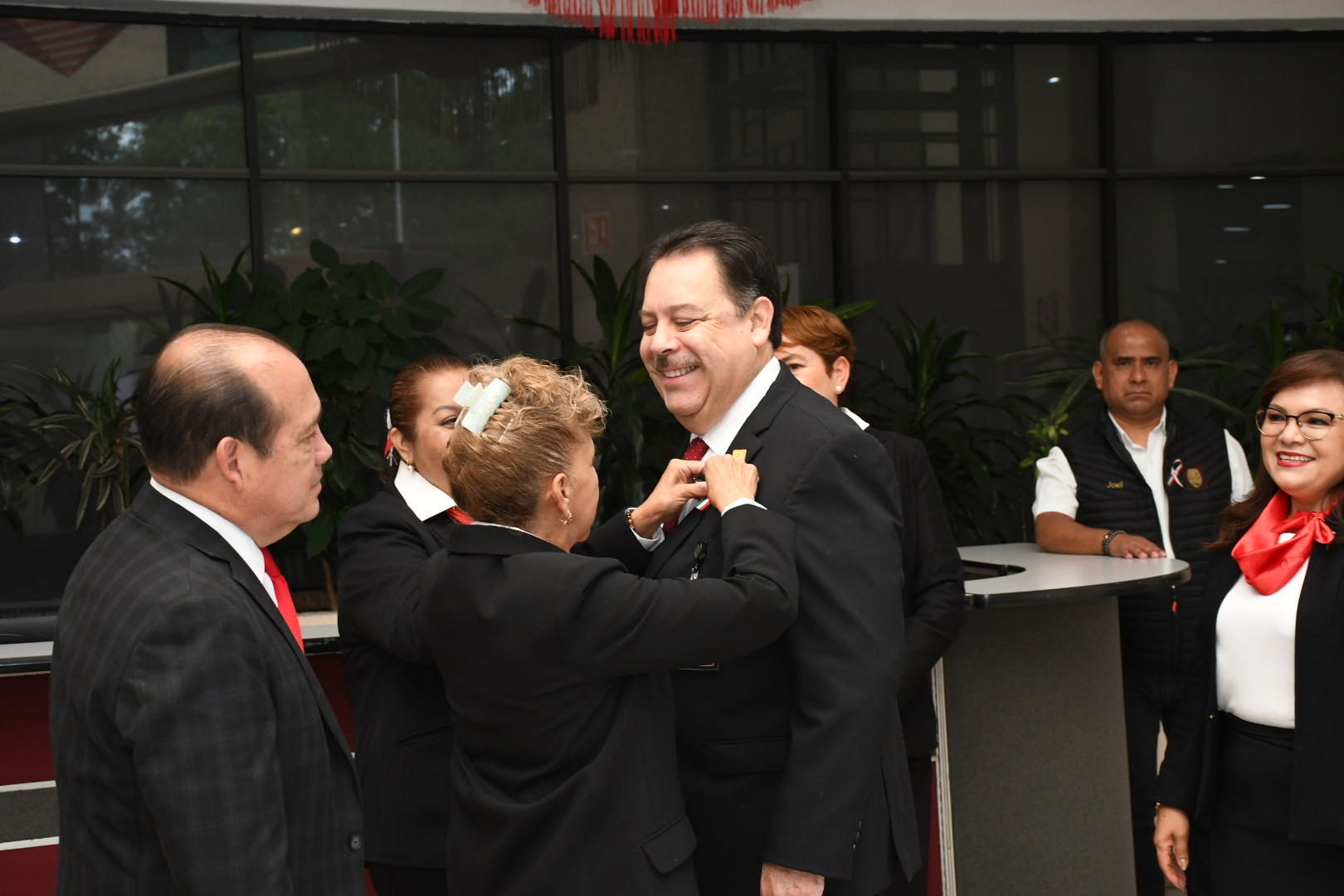 Ceremonia de Izamiento de Bandera