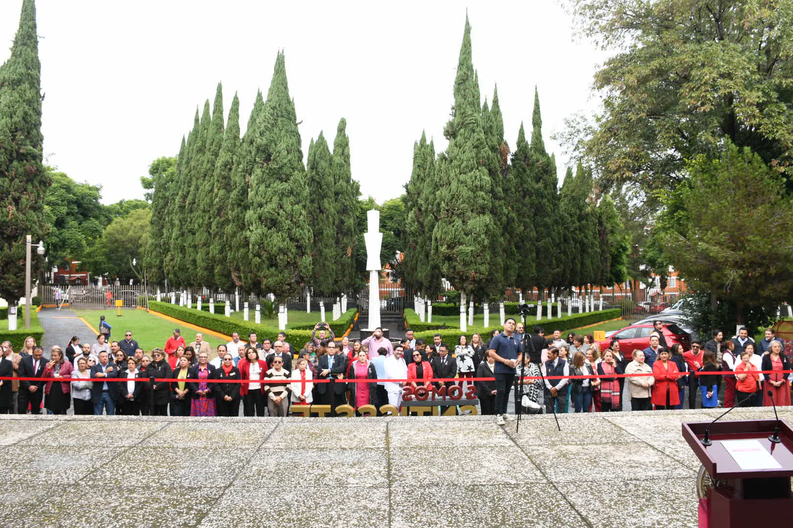Ceremonia de Izamiento de Bandera