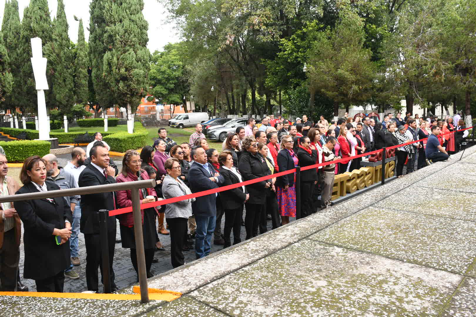 Ceremonia de Izamiento de Bandera