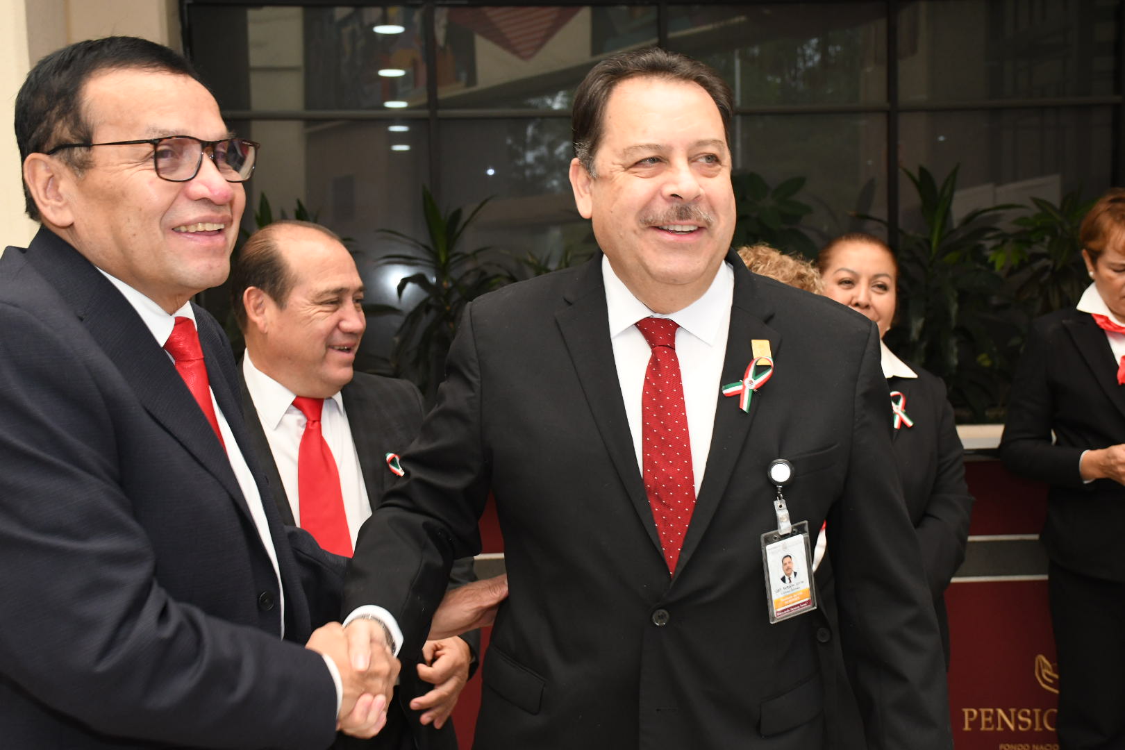 Ceremonia de Izamiento de Bandera