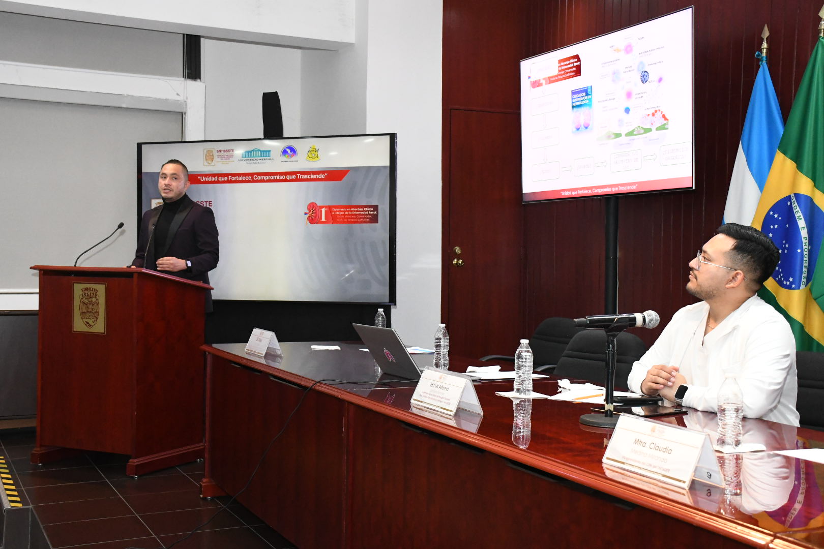  Inauguración "1er Diplomado Abordaje Clínico Enfermedad Renal"