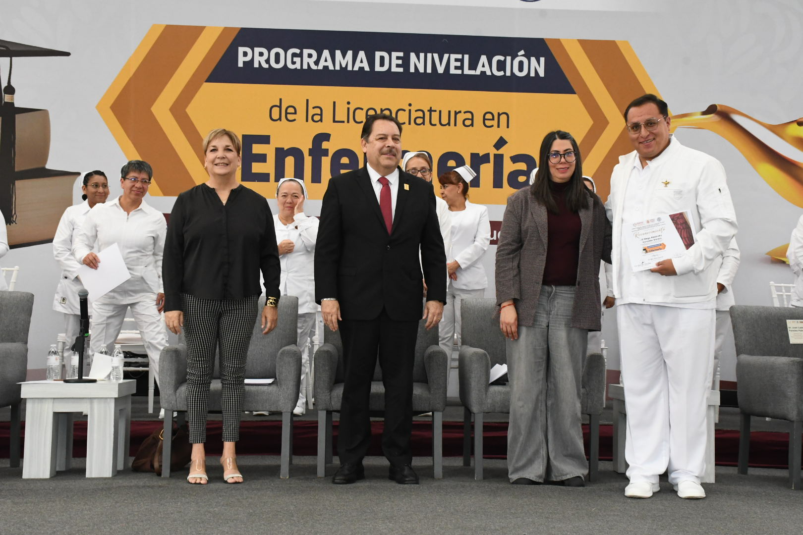 Ceremonia de Clausura del Programa de Nivelación de la Licenciatura en Enfermería