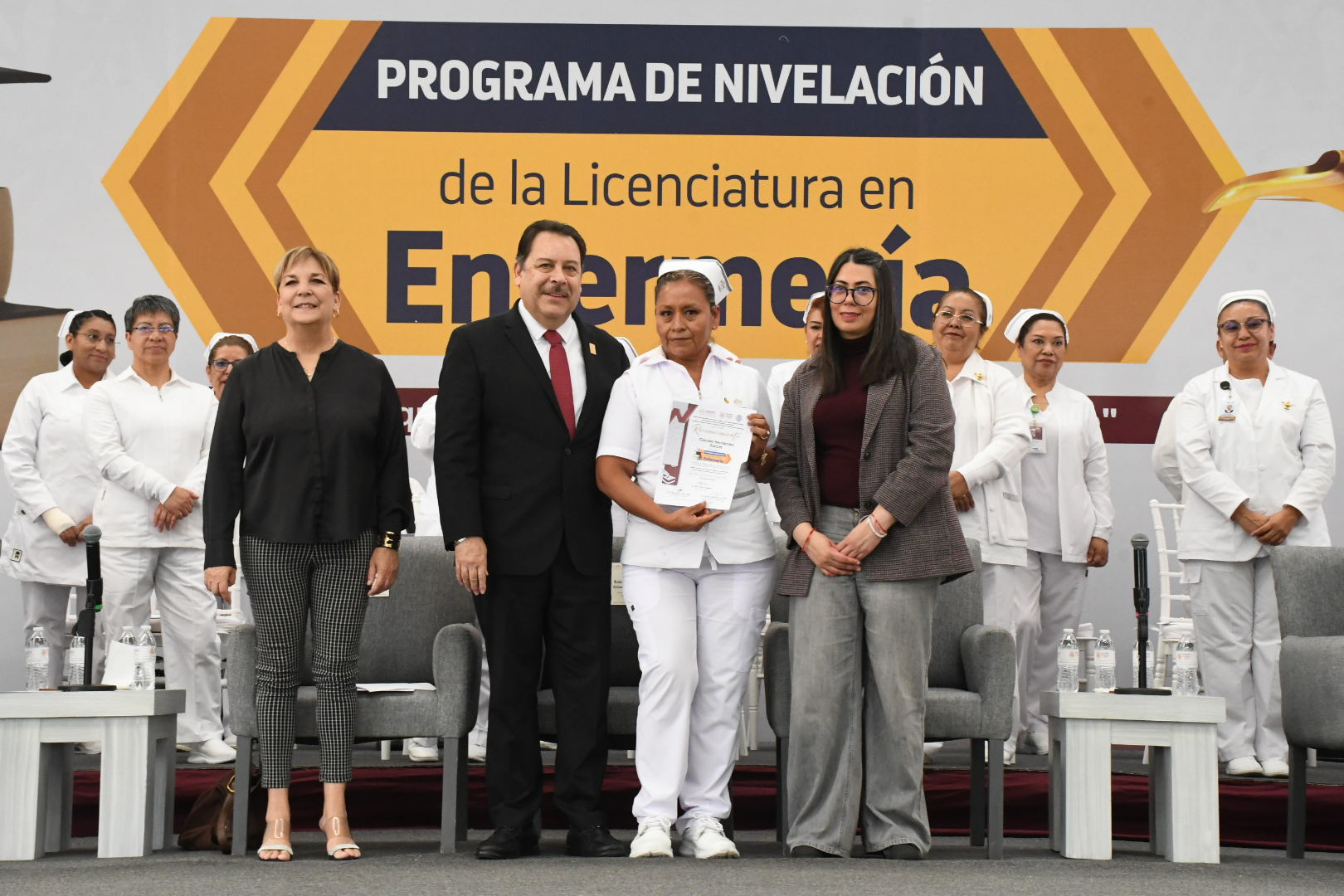 Ceremonia de Clausura del Programa de Nivelación de la Licenciatura en Enfermería