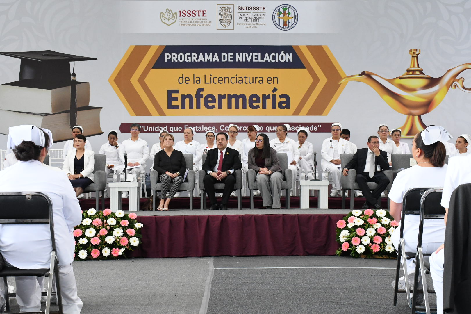 Ceremonia de Clausura del Programa de Nivelación de la Licenciatura en Enfermería