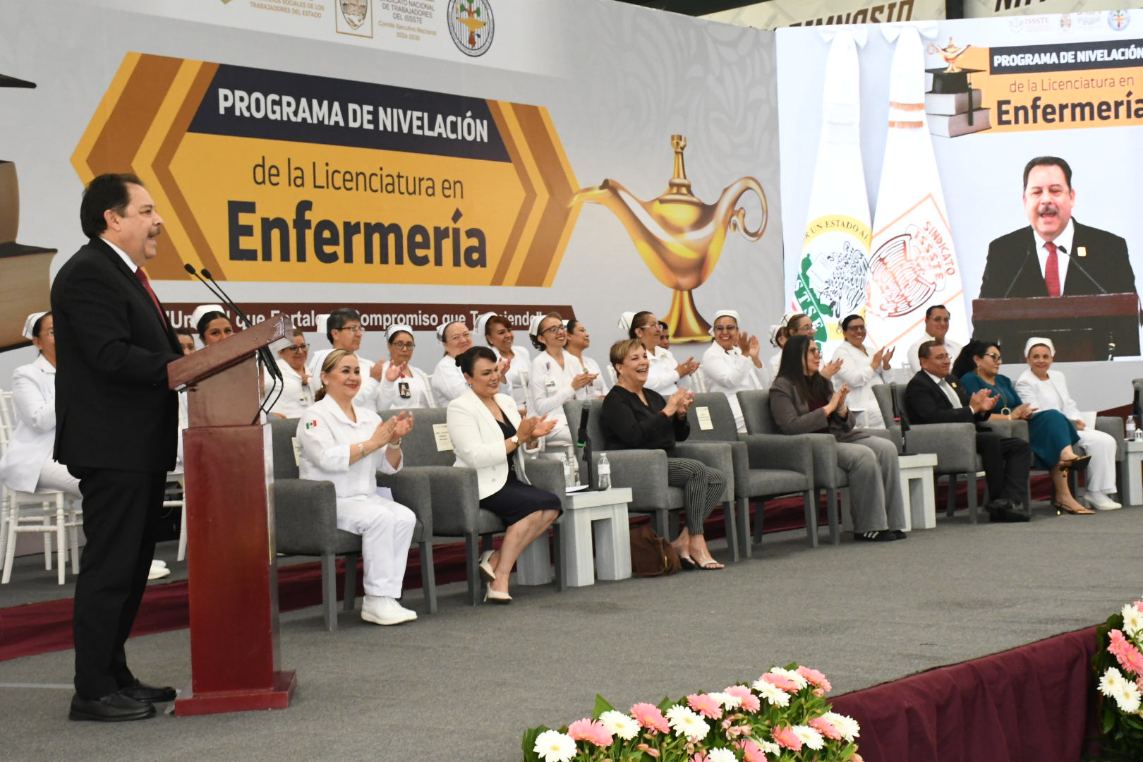 Ceremonia de Clausura del Programa de Nivelación de la Licenciatura en Enfermería