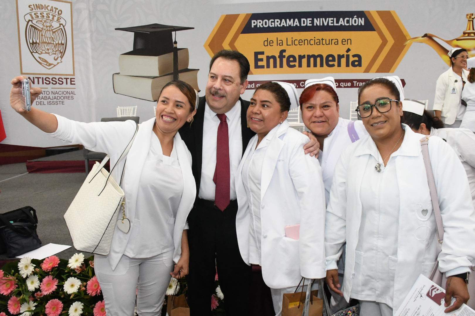 Programa de Nivelación de la Licenciatura en Enfermería, Clausura 