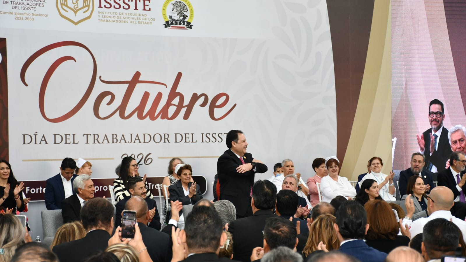 1° Octubre, "Día del Trabajadore del ISSSTE" Ceremonía de Entrega de Reconocimientos por años de Servicio