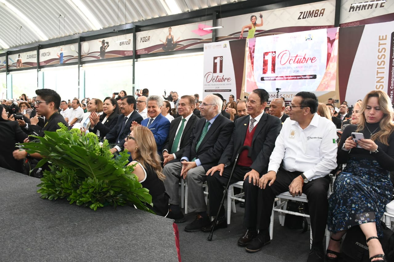  1° Octubre, "Día del Trabajadore del ISSSTE" Ceremonía de Entrega de Reconocimientos por años de Servicio