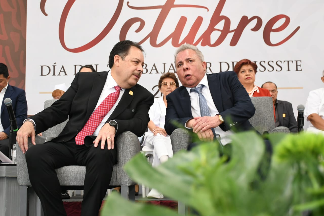  1° Octubre, "Día del Trabajadore del ISSSTE" Ceremonía de Entrega de Reconocimientos por años de Servicio