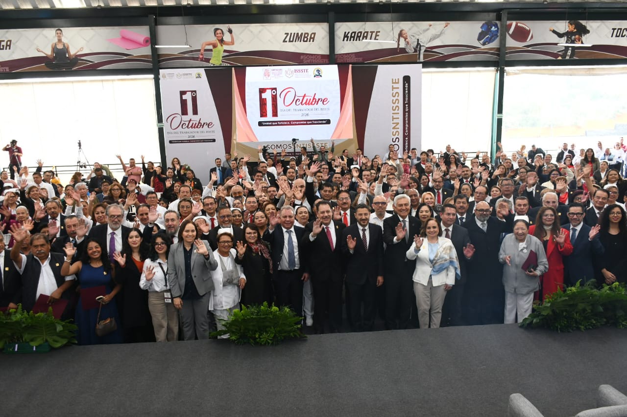  1° Octubre, "Día del Trabajadore del ISSSTE" Ceremonía de Entrega de Reconocimientos por años de Servicio