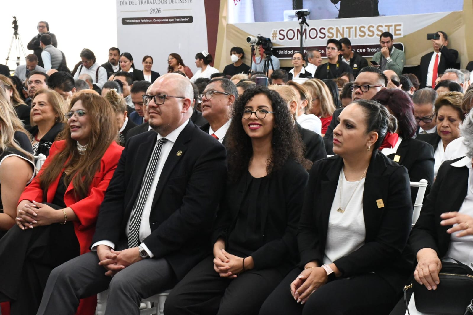  1° Octubre, "Día del Trabajadore del ISSSTE" Ceremonía de Entrega de Reconocimientos por años de Servicio